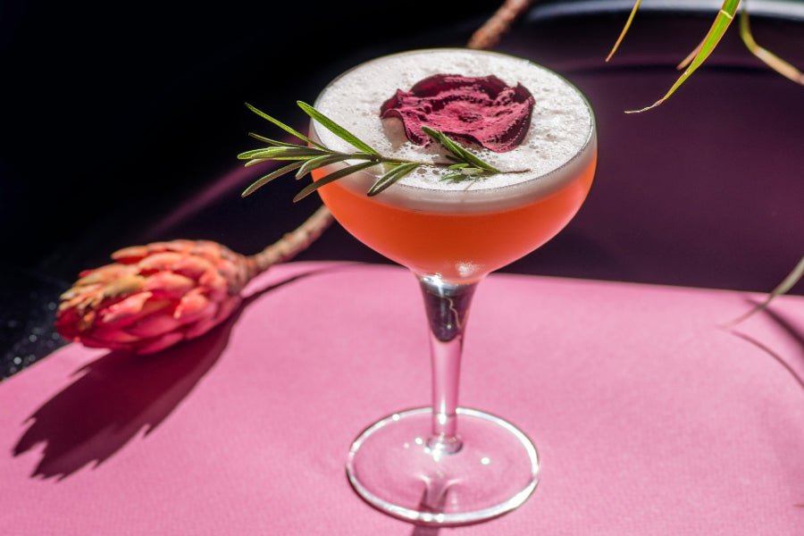 Le guide des cocktails sans alcool de l'été 2025 : Tendances et innovations - Infuse Me
